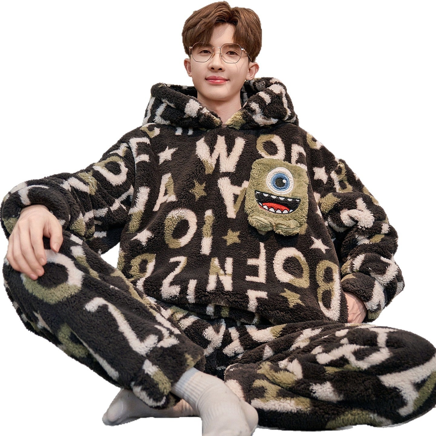 Men's Cartoon Print Plus-Size Pajama Set | Warm & Cosy Sleepwear